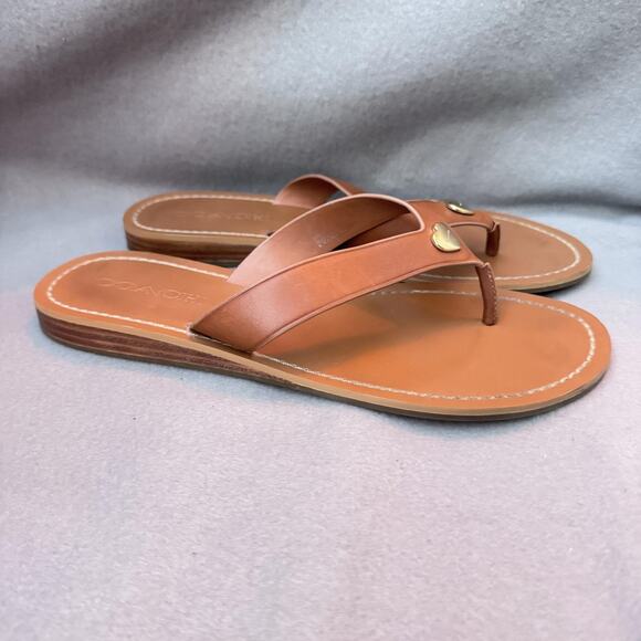 Coach Sandals Womens Size 7.5 Tan Brown Leather Thong Flip Flop Heart Logo - Picture 2 of 11